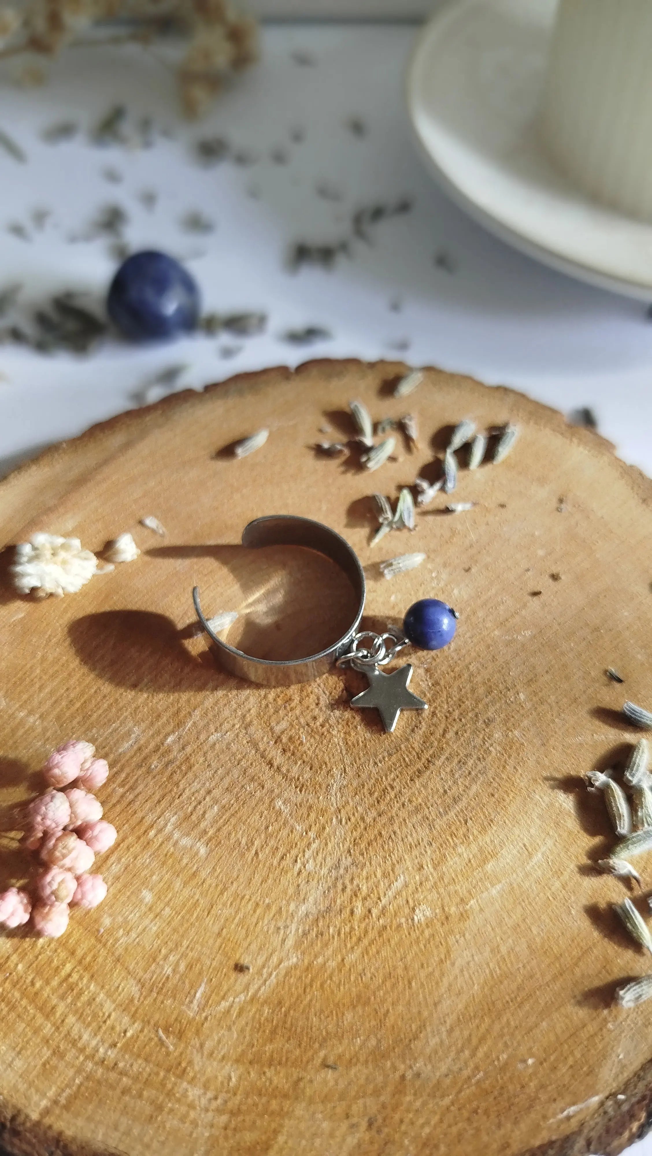 Bague Sodalite Astralia – Clarté & Inspiration Pierres & Enchantements